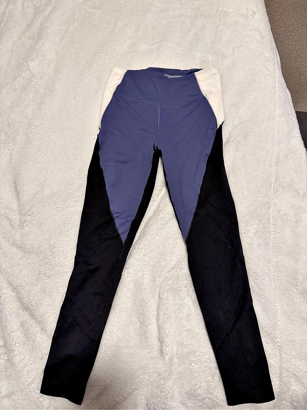 Victoria'Small Secret VSX Knockout High-Rise Mesh Tights Black & Purple Small